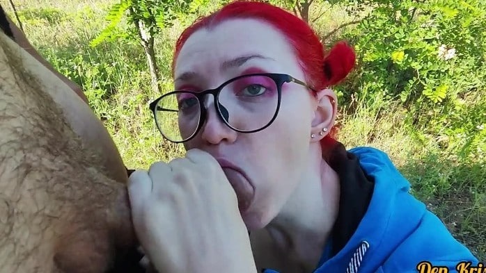 Schoolgirl With Red Hair Gives A Blowjob To Get Cum On Her Hair